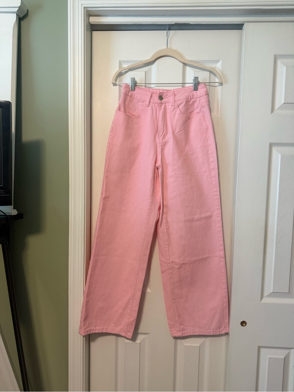 Women's High-Rise Pink Wide-Leg Jeans NWOT